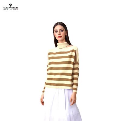 Cashmere Blend Turtleneck Sweater, Distinctive Collar Detail Design , art. 8248