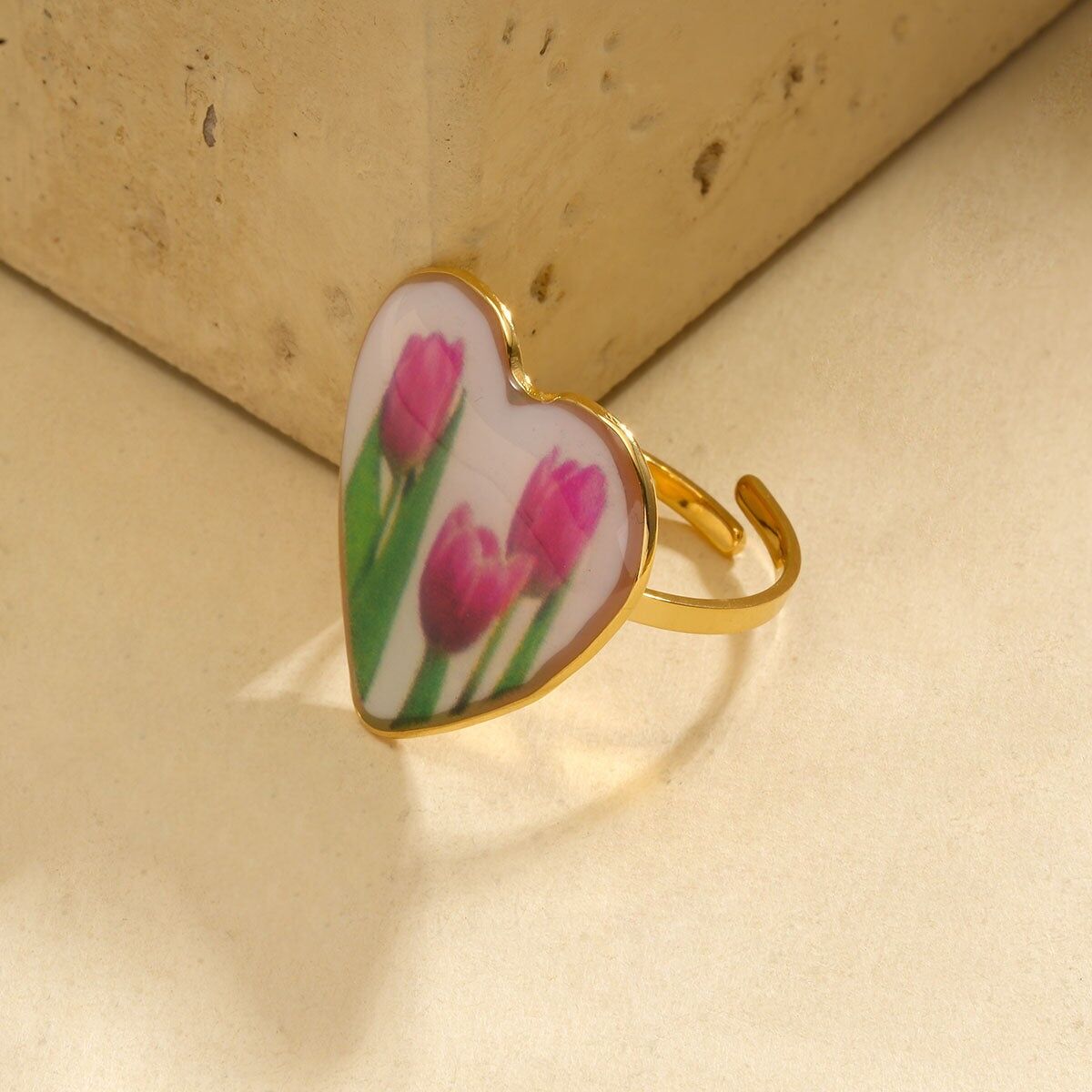 Anello a cuore con tulipani