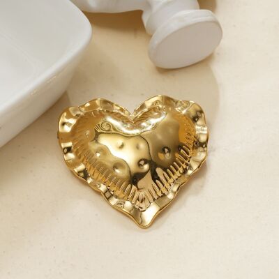 Broche dorée aimantée cœur bombé