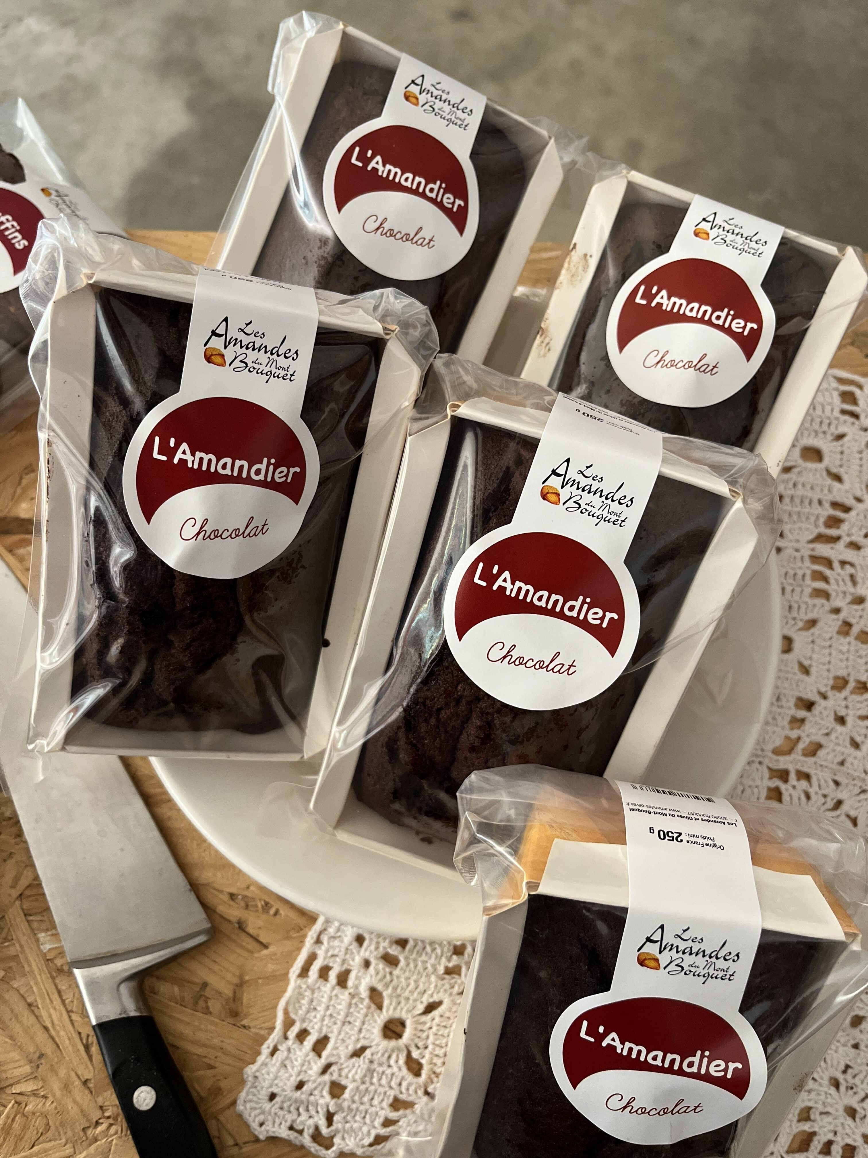 The Chocolate Almond Tree 250g