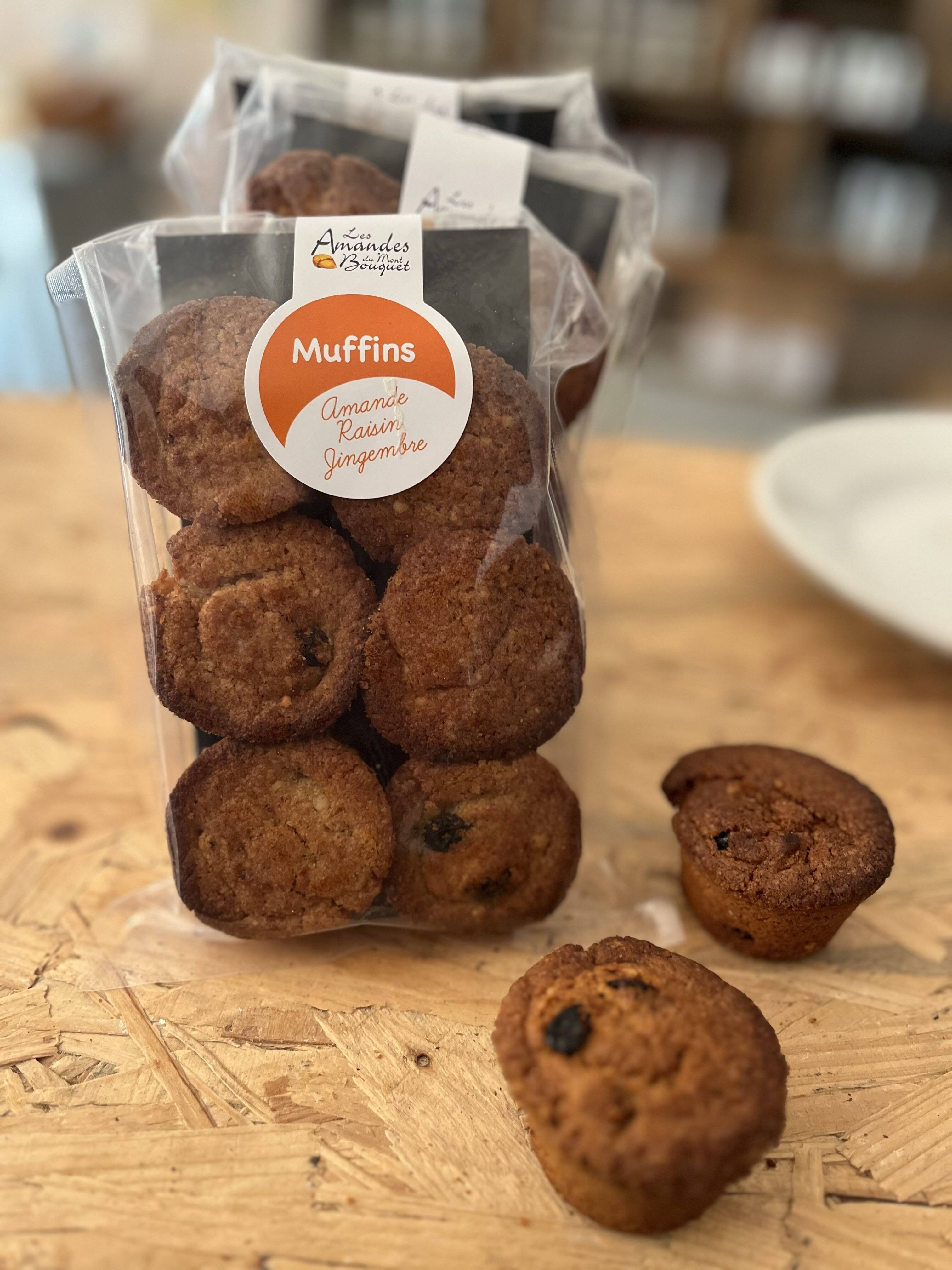 Almond-Raisin-Ginger Muffins - 6 pieces - 240g