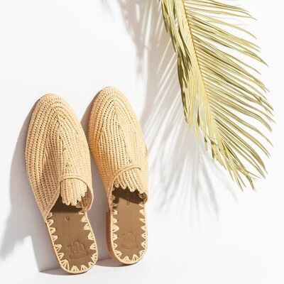 Sandales à enfiler en raphia tissé à la main – Naturellement chic et artisanales