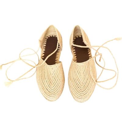 Sandales à enfiler en raphia tissé à la main – Naturellement chic et artisanales
