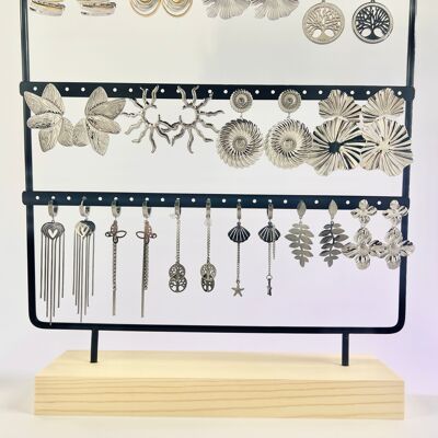 Lot 14 Paires de Boucles d’Oreilles en Acier sur présentoir