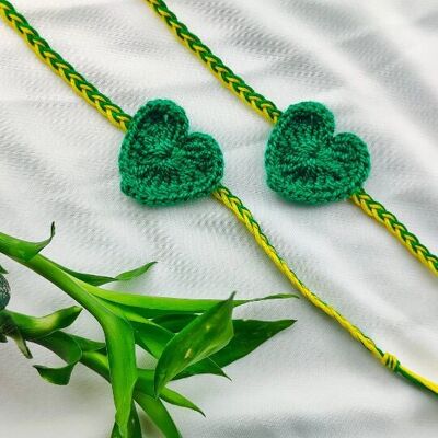Rakhi en forme de cœur vert et de feuille pour enfants, pour Raksha Bandhan | Rakhi doux tricoté pour enfants