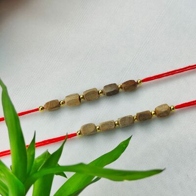 Rakhi indien en perles carrées Tulsi pour raksha bandhan pour frère