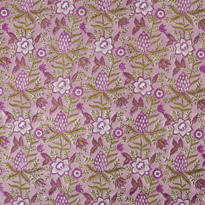 Tessuto stampato a mano con motivi botanici viola e verde su sfondo rosa - 10 m