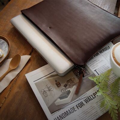 Funda para portátil de cuero de 13 '' - Interior de neopreno - Chocolate
