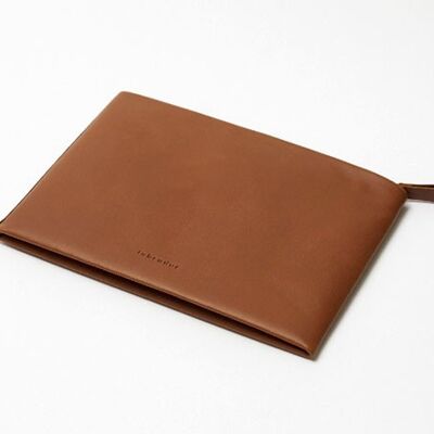 S Camel Zipped Leather Pouch