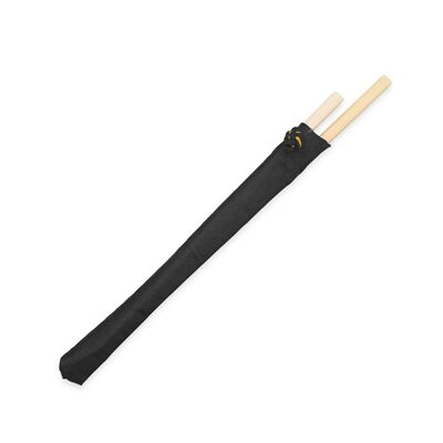 Orient, set of 2 bamboo chopsticks presented in an individual fabric case.Color: Black