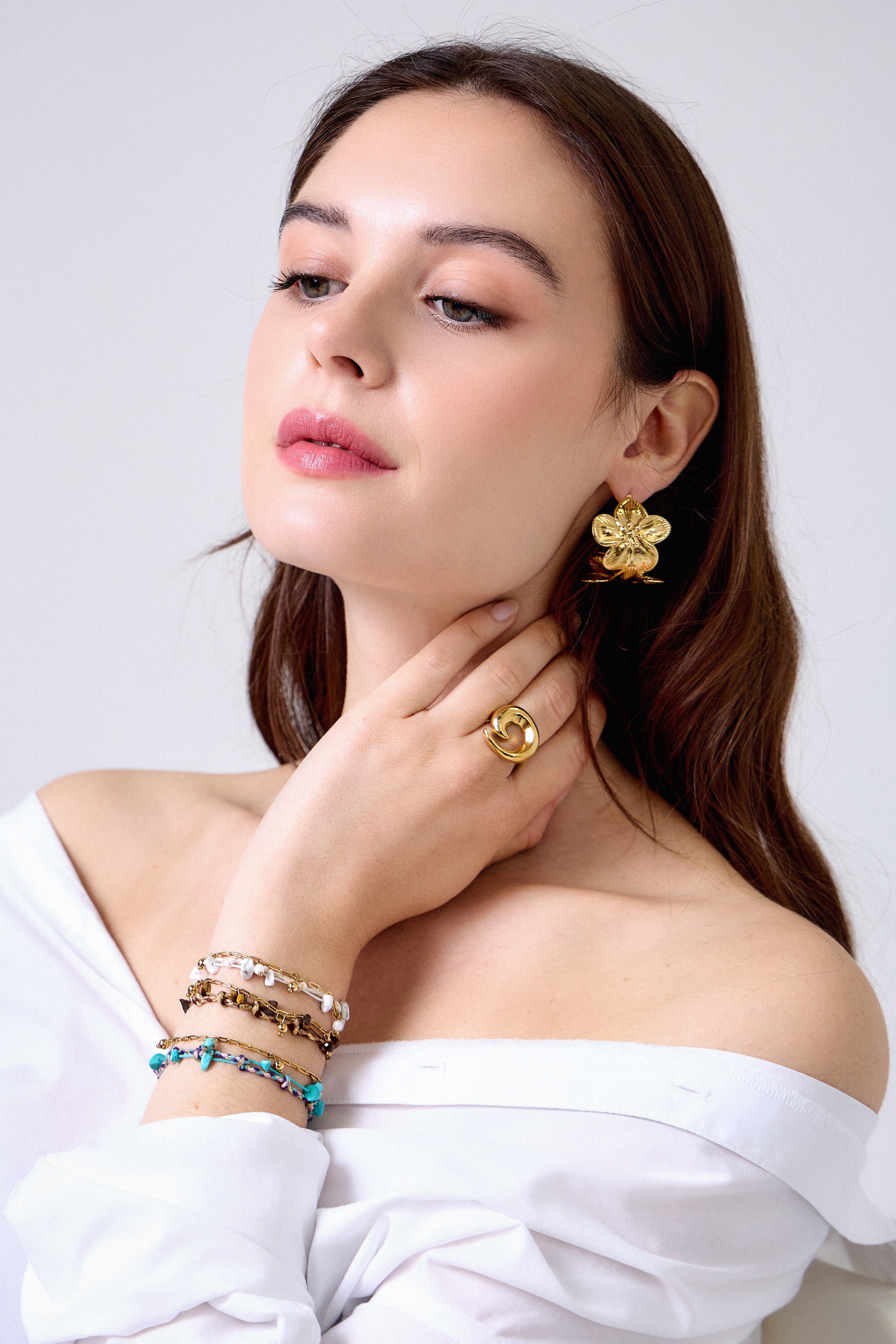 Boucles d’oreilles Créoles Fleur – Acier inoxydable