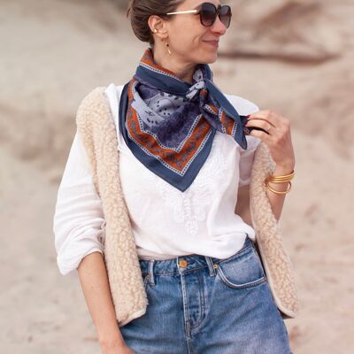 Large Keya leopard cotton scarf - blue