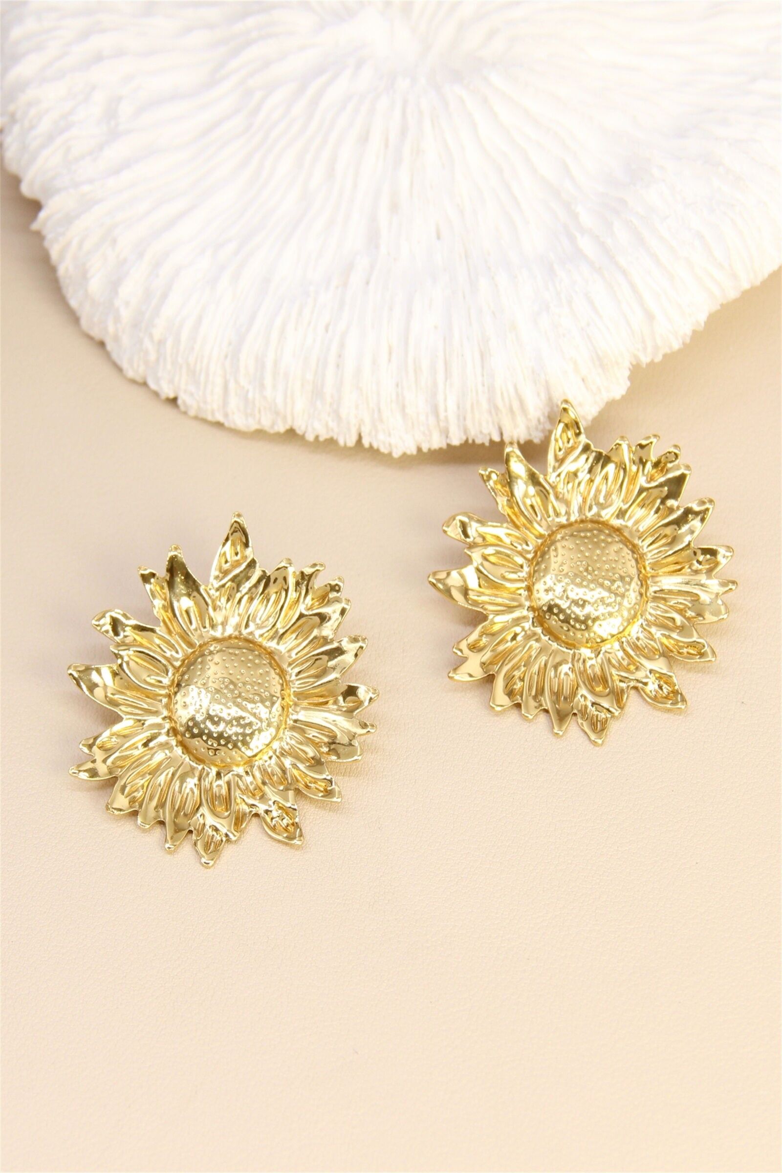 Sonnenblumen-Ohrringe – Goldfarbener Edelstahl, Solar Glow