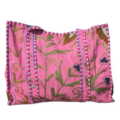 Bolso rosa bordado a mano