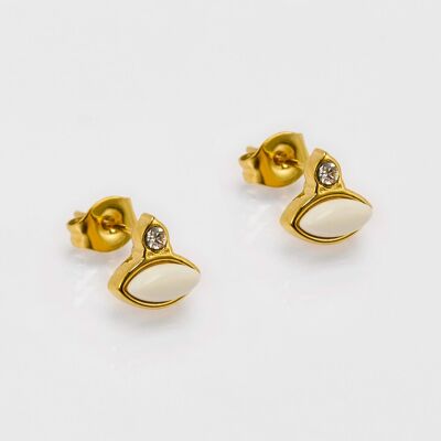 Puces dorées en forme oeil avec pierre naturelle centrale agathe. Vendues par lot de 5 paires identiques. Élégantes, fines et faciles à porter.
