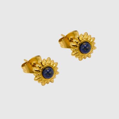 Puces dorées en forme solaire avec pierre naturelle centrale lapis lazuli. Vendues par lot de 5 paires identiques. Élégantes, fines et faciles à porter.