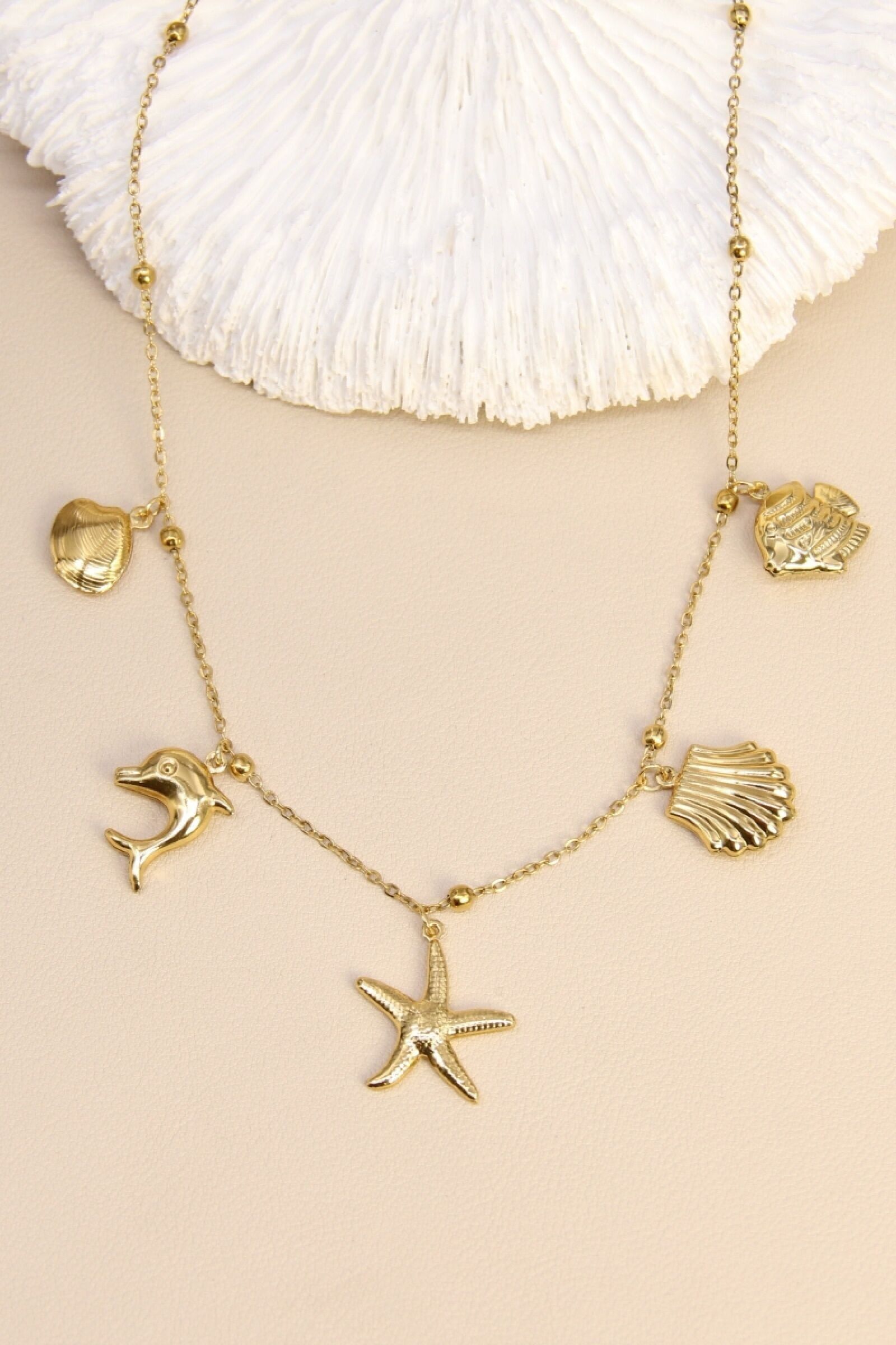 Collier Charm’s – Thème Marin avec Étoile de Mer, Dauphin et Coquillages