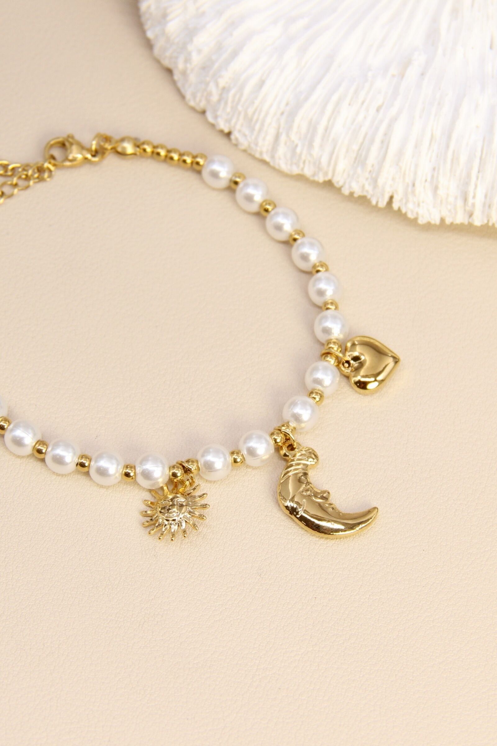 Bracelet perles soleil lune cœur – Bijou tendance chic