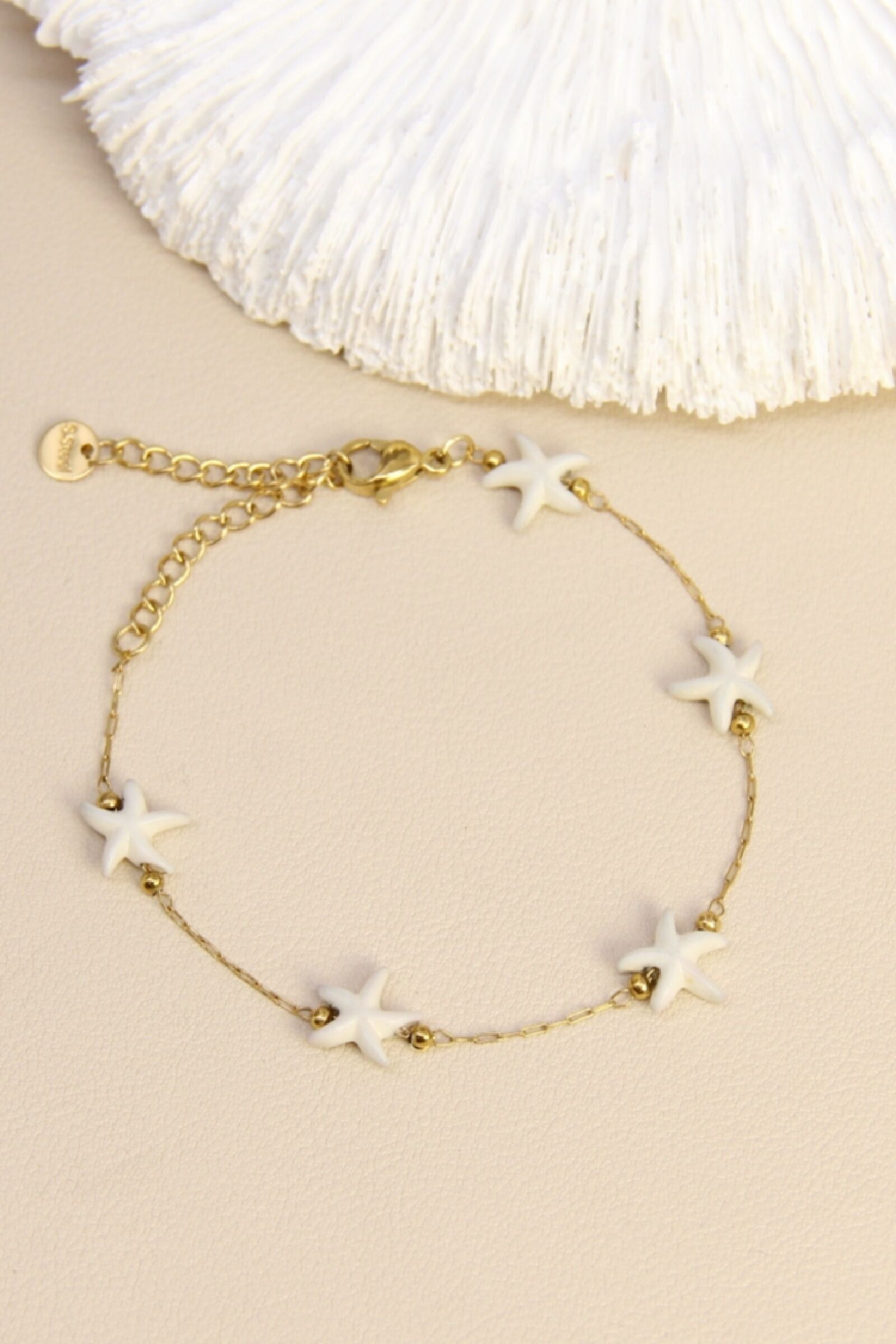 Bracelet étoile de mer en perles – esprit bord de mer