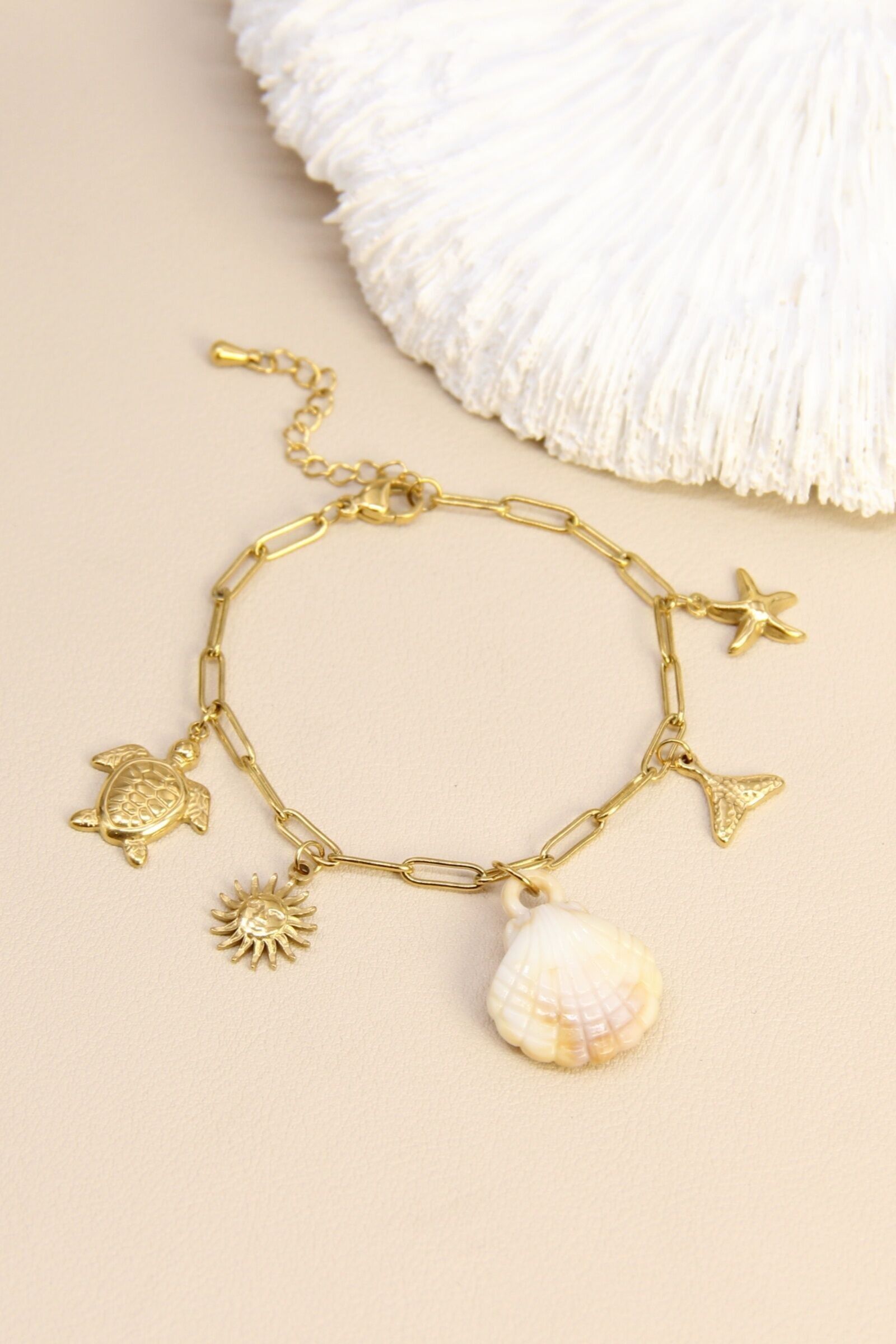 Bracelet doré charms mer – acier inoxydable