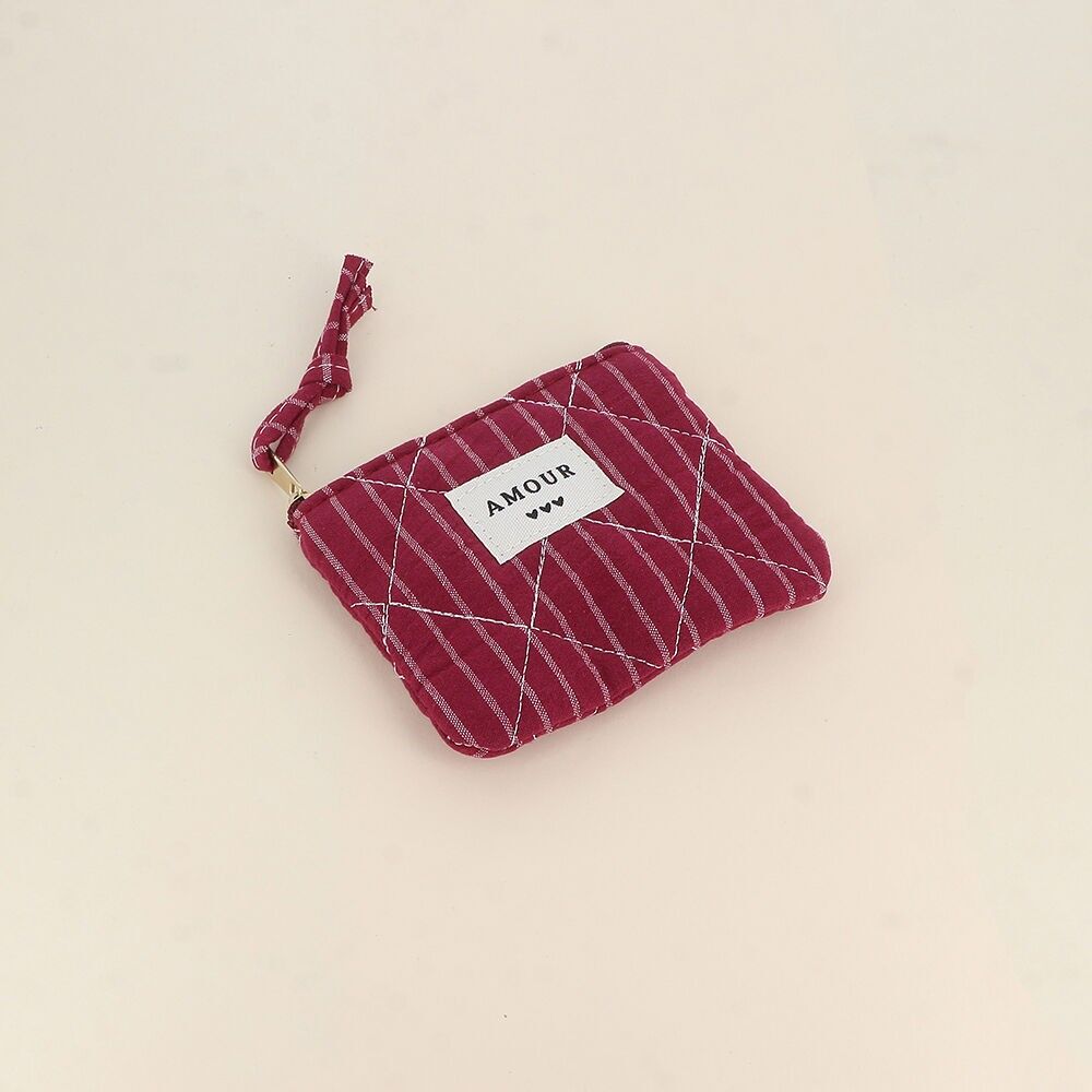 Geldbörse - Wort "LOVE" und 3 Herzen