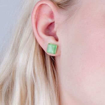 Boucles d'oreilles clous carrées avec pierre / vert anis / upcyclées & faites main 3
