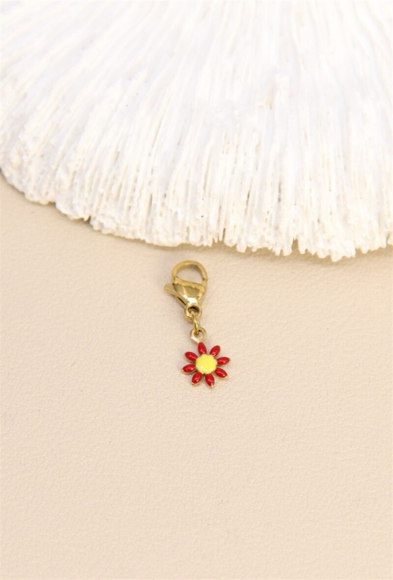 Pendentif Fleur Charm's en Acier Inoxydable – Élégance et Fraîcheur Naturelle