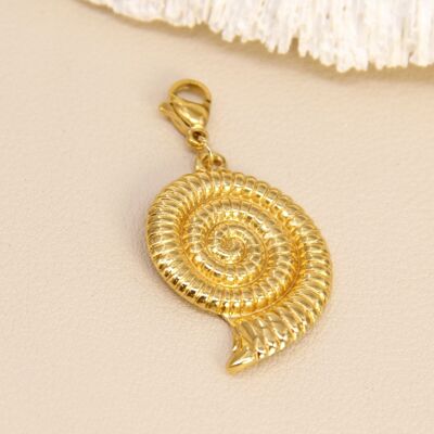 Ciondolo a forma di conchiglia a spirale in oro e acciaio inossidabile – L’eleganza dei fondali marini