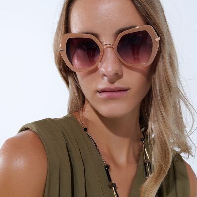 Gafas de sol hexagonales extragrandes con forma de ojo de gato en beige