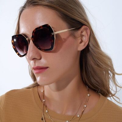 Gafas de sol hexagonales extragrandes con forma de ojo de gato en carey