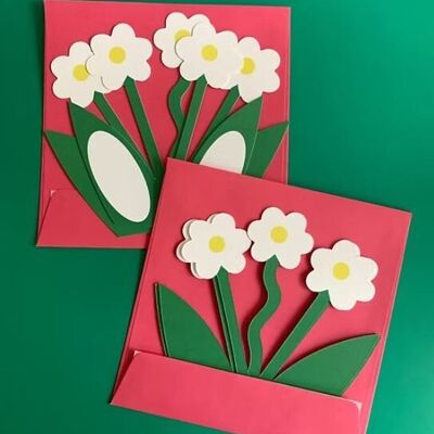 Standing Daisy Bloom Greeting Card - White