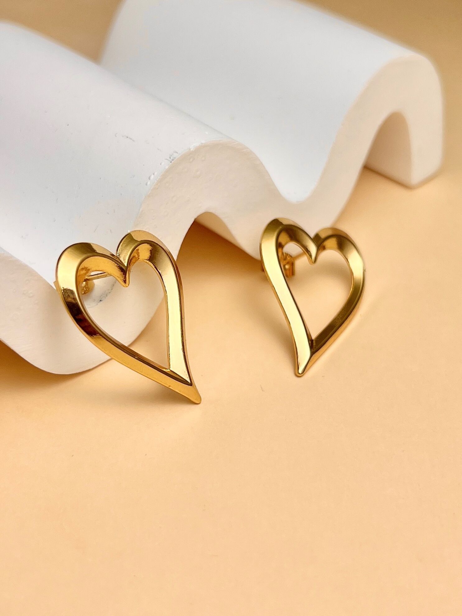 Elegante Design Edelstahl Herz Ohrringe