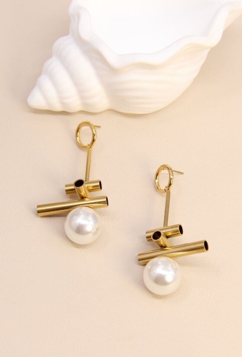 Pendiente de acero inoxidable con diseño de perla: glamour electrizante