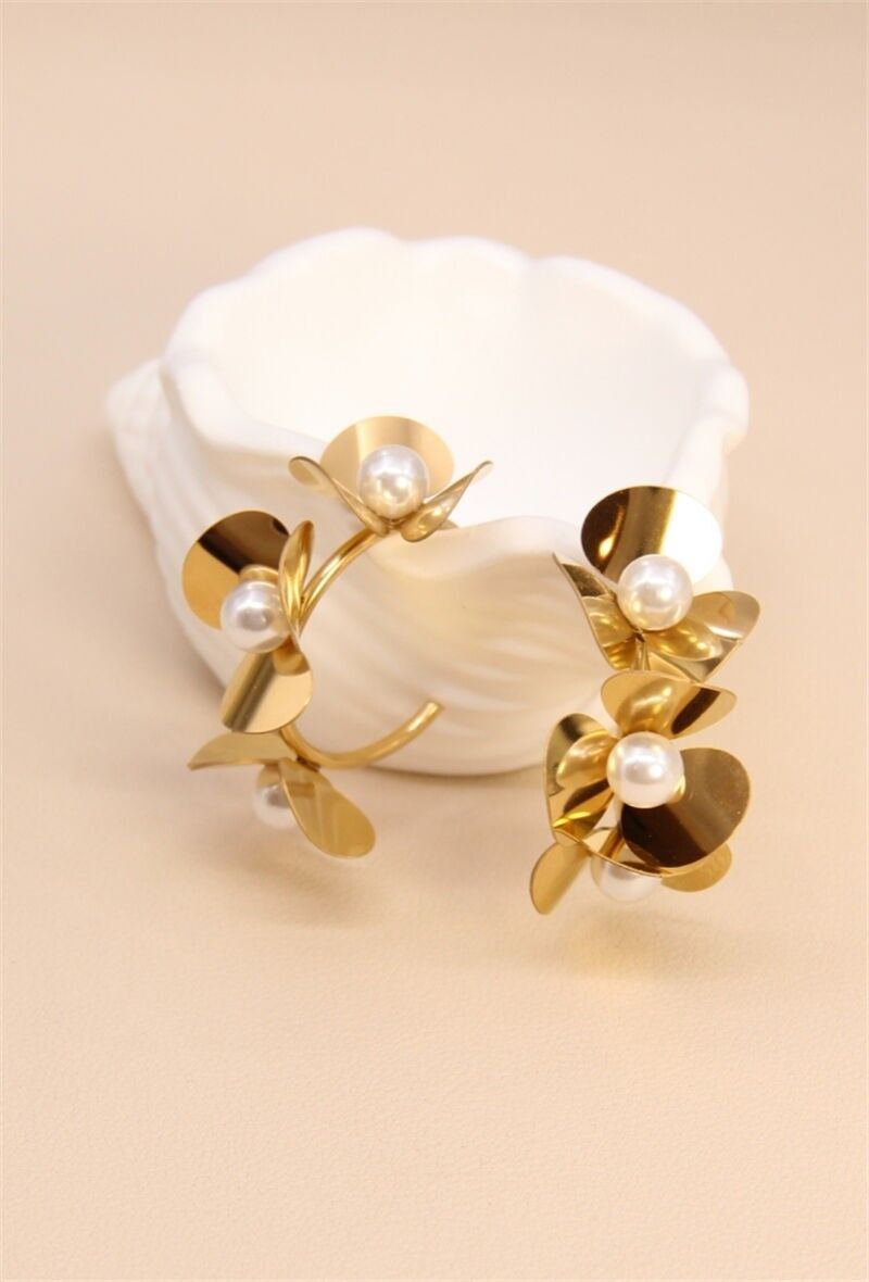 Pendientes de aro con flores de acero inoxidable – Elegancia floral