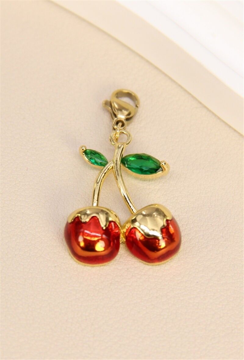 Pendentif cerise en acier inoxydable – Fraîcheur et éclat