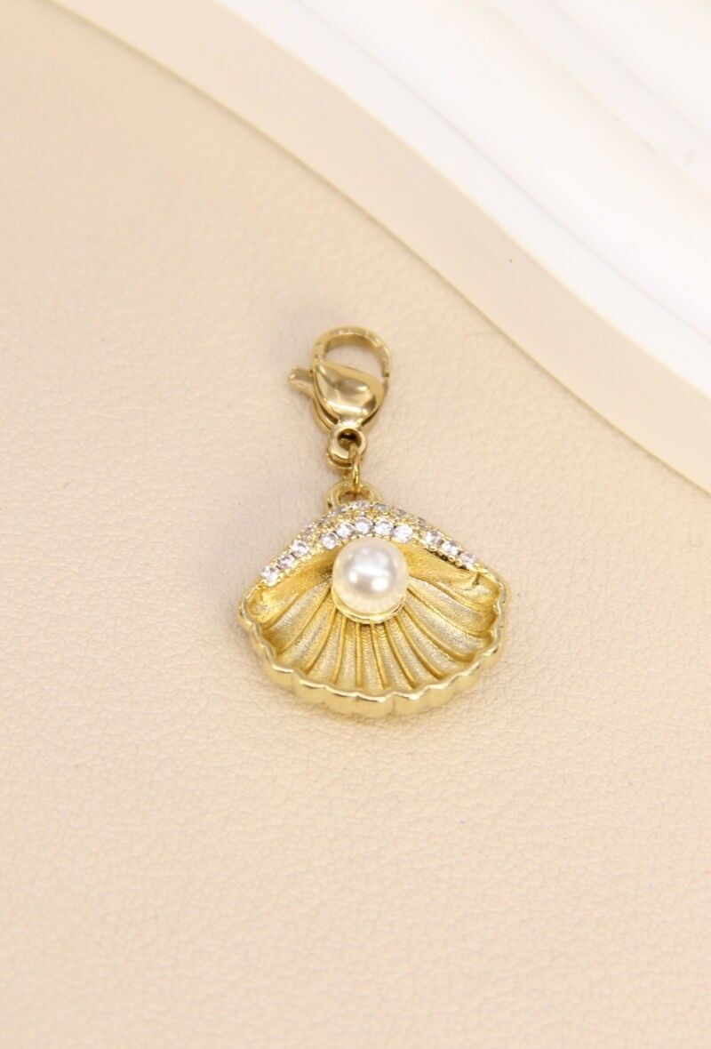 Muschel- und Perlenanhänger - Kristallglanz in Edelstahl