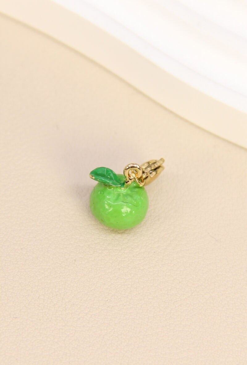 DIESER APFELANHÄNGER aus Edelstahl – Frische und Eleganz