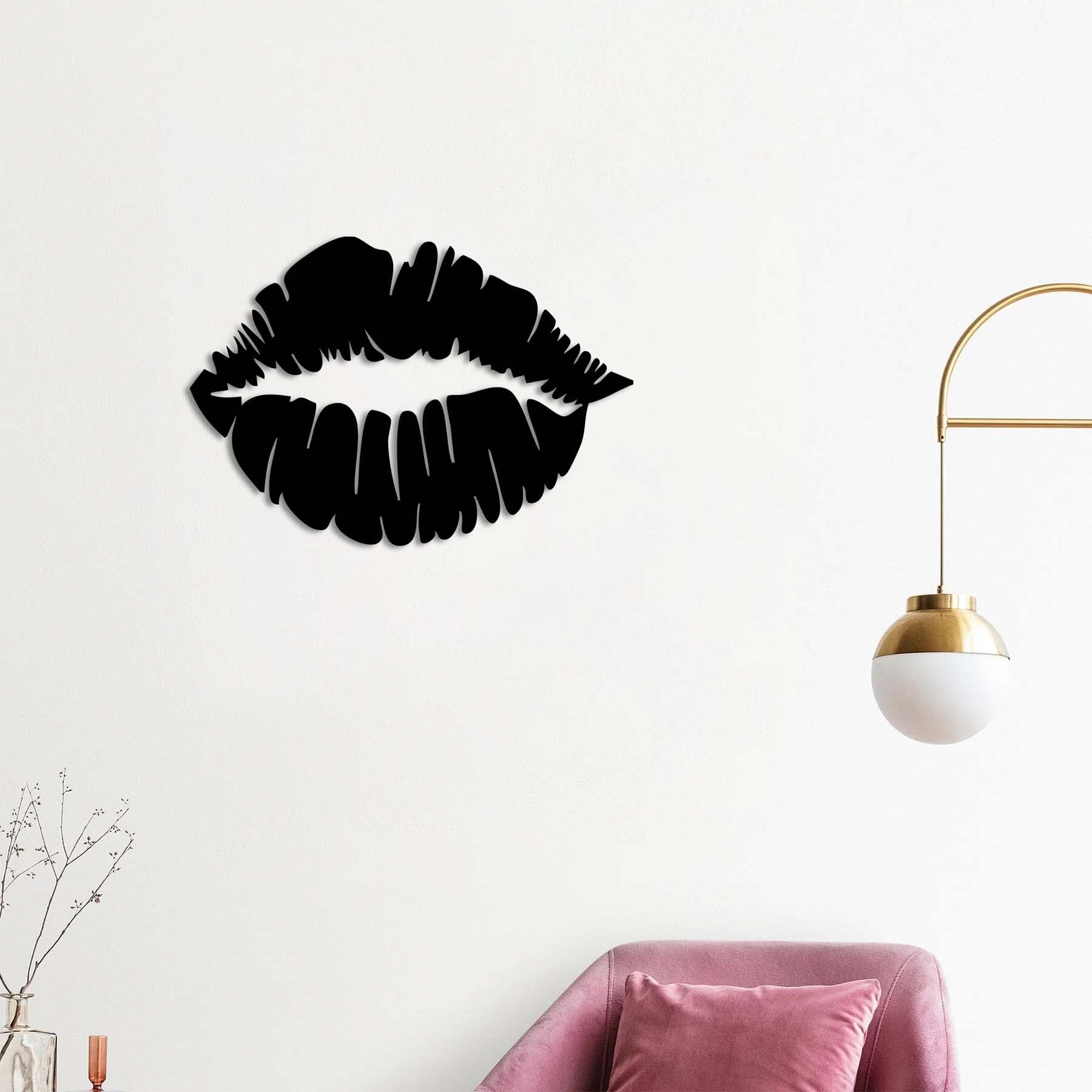 Metallwandkunst „Silent Passion Kiss“ | Romantische Deko-Skulptur