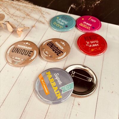 Pack de 10 pins - padrino - madrina - hermano mayor - hermana mayor - varios modelos