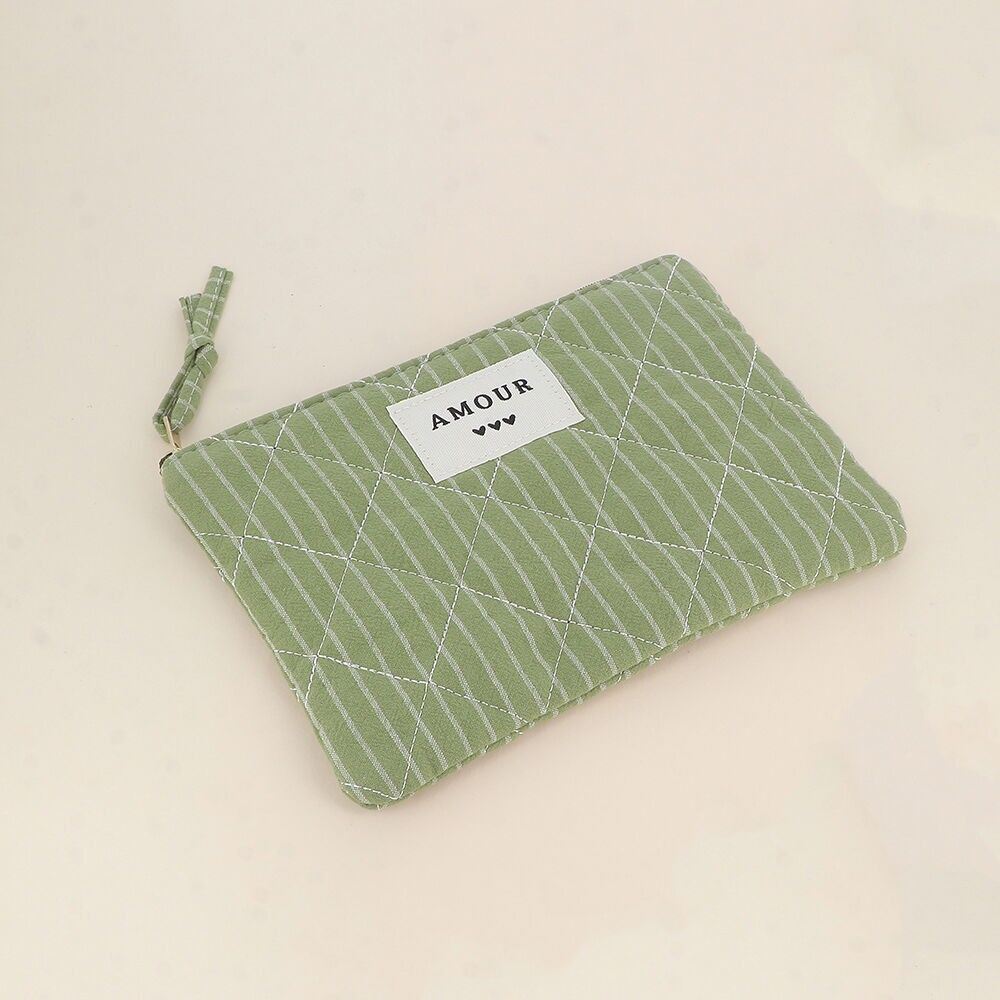 Beutel - Wort "LOVE" und 3 Herzen