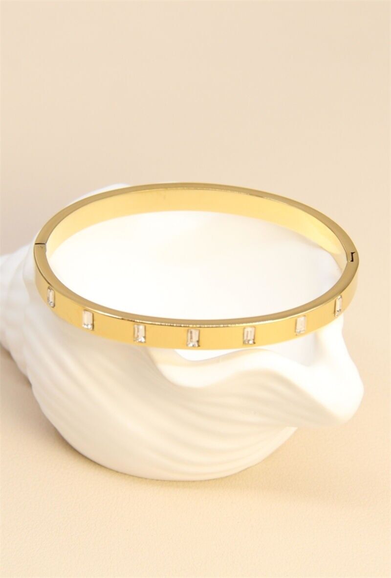 Bracelet Jonc Orné de Strass Rectangulaires en Acier Inoxydable – Éclat Moderne