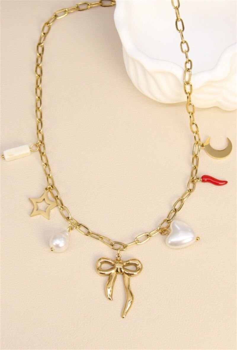 Collier Noeud Papillon en Acier Inoxydable – Élégance et Fantaisie