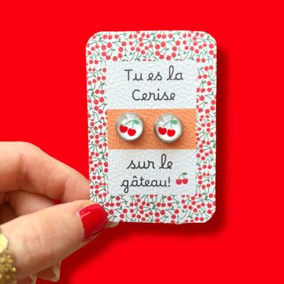 Puces d'oreilles cerises