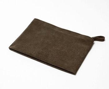 Pochette en cuir zippée M Suède 1