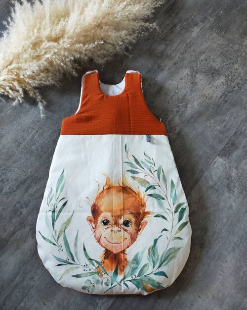Gigoteuse bébé taille 1 ( 0 à 6 mois), singe et double gaze rouille uni, turbullette bébé, cadeau de naissance, maternité, décoration
