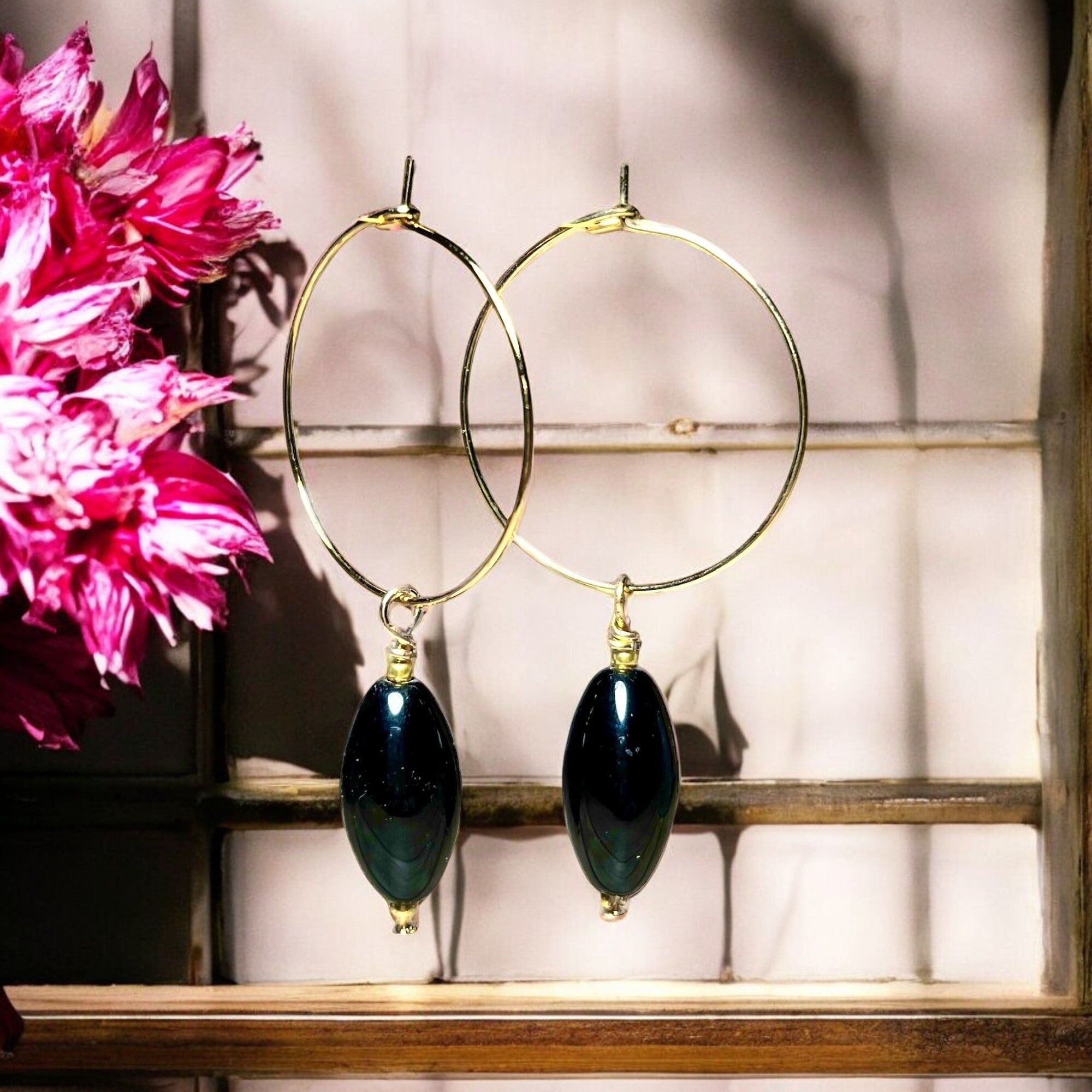 Orecchini a cerchio “CALISTA” Perle nere