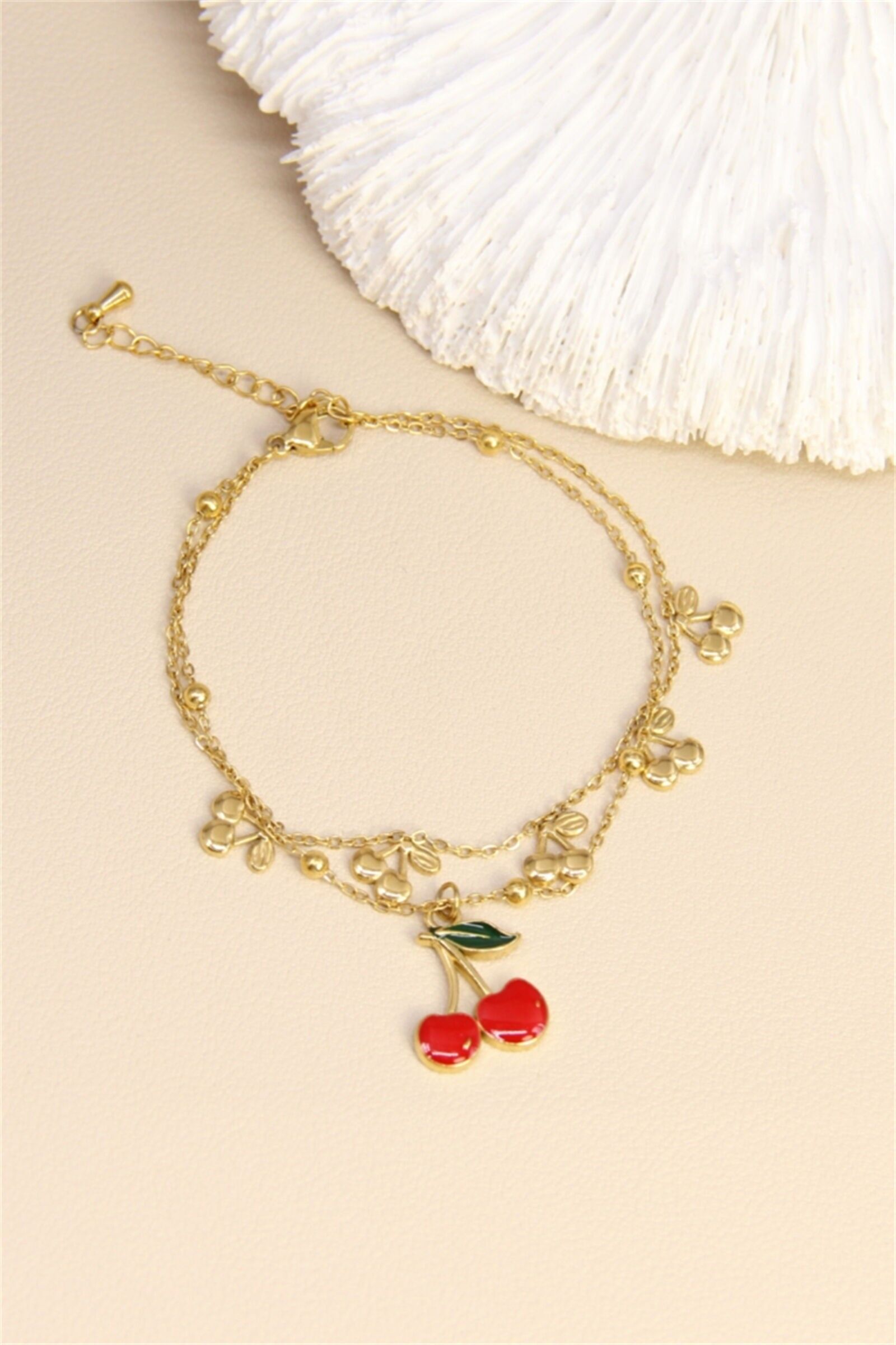 Golden Cherry Doppelkettenarmband – Fruchtiger Modeschmuck aus Edelstahl