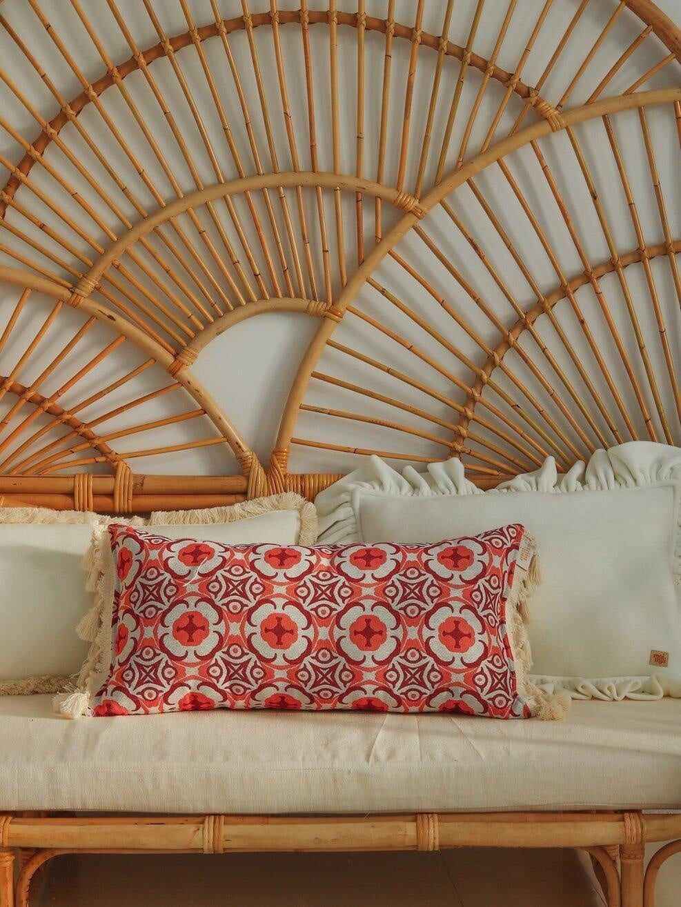"Marguerite daisy" bolster with fringe