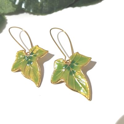 Green ivy leaf earrings