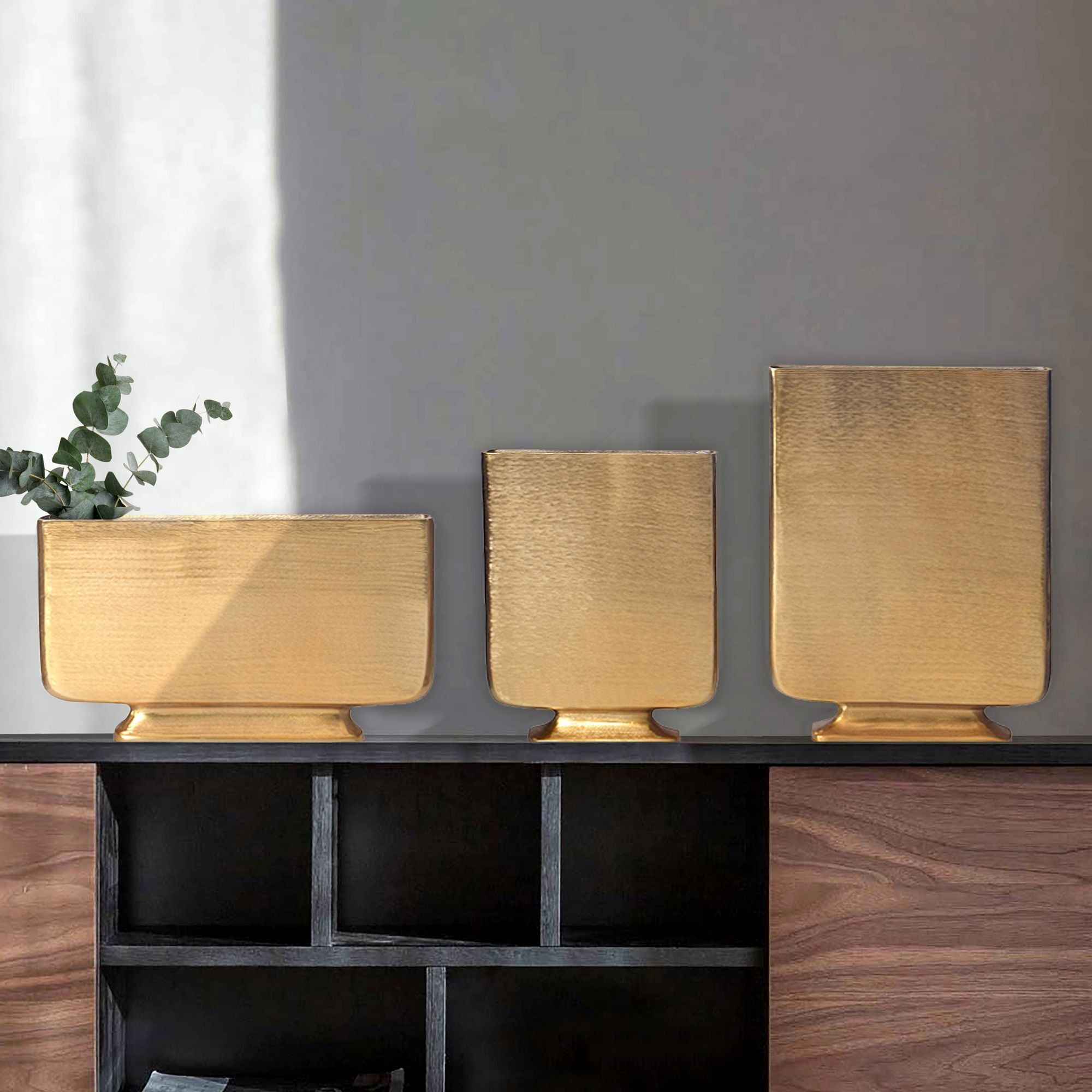 Ensemble de 3 vases dorés